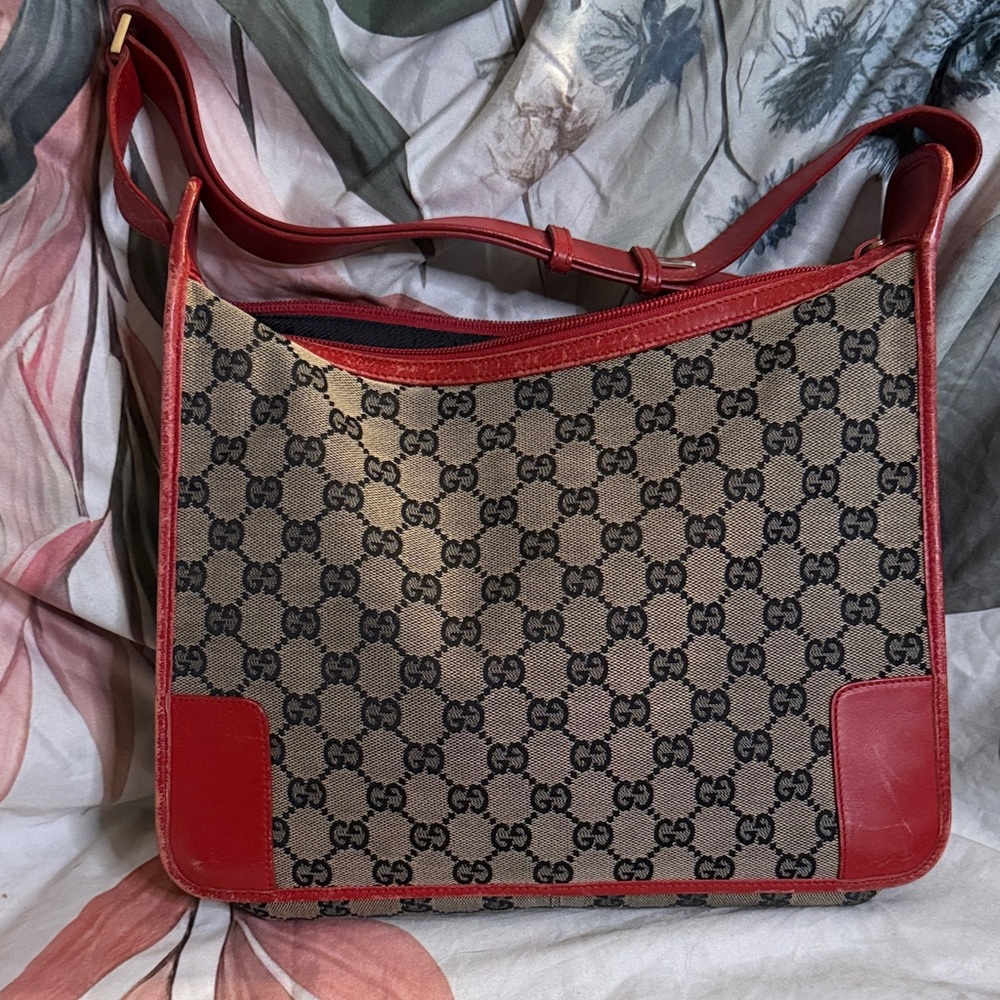 Gucci Red and Tan Shoulder Bag